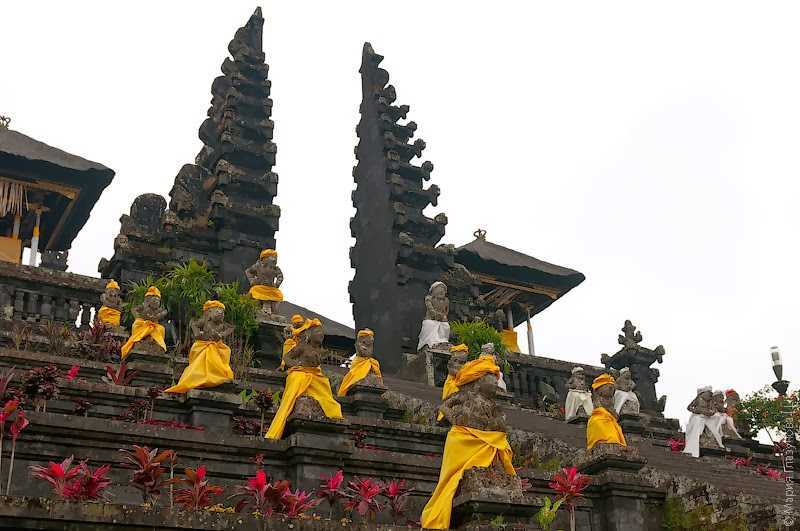 Храм на Бали